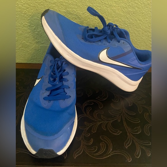 Nike star runner 3 (GS) size 6y - Picture 2 of 5